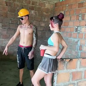 I let my construction master fuck my tight ass until he cums inside me