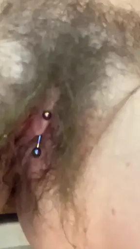 Hairy Mature Woman Streams Long Piss Session