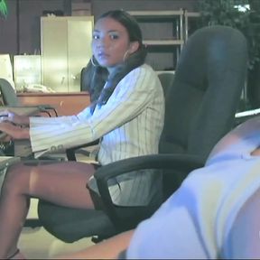 8teenhub - Keeani Lei Gets Laid at Work