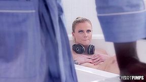 Paris White In Quick Shower Turns