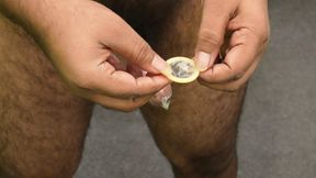 22 age tamil boy handjob with 2 condom in same time with cum short