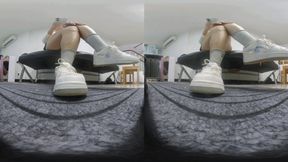 3DVR180 LELE dirty shoes smelly socks squashed little people