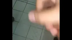 B's Cumshot Delights in Amateur Gay Masturbation Fun