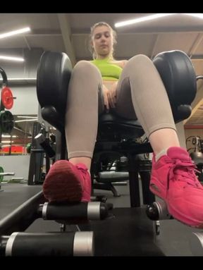 Crazy Gym Fucking in Public