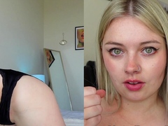 Amateur Webcam Cute Teen Plays Solo with Big