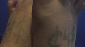 BLUE MIRROR LITTLE FEET