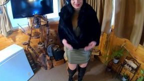 MilfyCalla Deep blow job while wearing fur coat and shiny boots