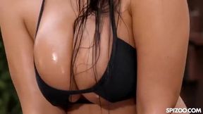 Intense Action with Sofia Lee: A Steamy Encounter You Can't Miss!
