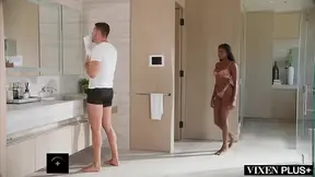 VIXENPLUS Stunning Model Nicole Kitt Mixes Business With Pleasure