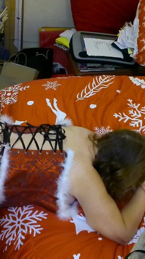 Jaw-dropping moment from &quot;Granny Carmen Claus: Standing Doggystyle Fuck &amp; Elvish Creampie 12 16 2024 CAMS145M&quot;