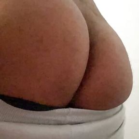 My big ass its very hot for daddy