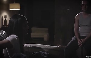 Uncle charming, Emily Willis