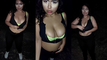 sexo en publico con una tetona colombiana - medellin colombia