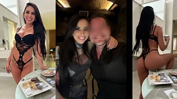 Noite maravilhosa com o gostoso do Junior Cuckold num barzinho antes de dar muito