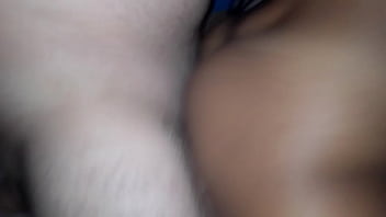 Fudendo a namorada por tr&aacute_s