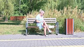 relax on the bench(discreet masturbation)