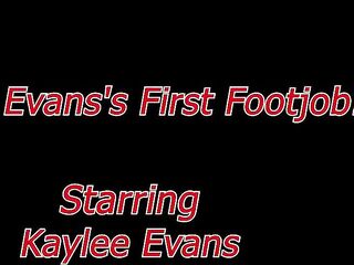 Cute 20 Year Old Kaylee Evans' first Footjob!