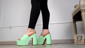 (555) Shoe Collection: Green Platform Mules with Block Heels - Dame Olga (4K, WMV)