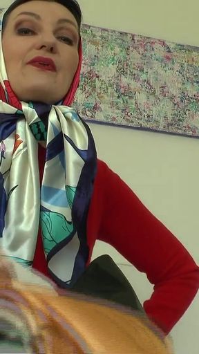 Your Headscarf Training Part 2, Lady Victoria Valente