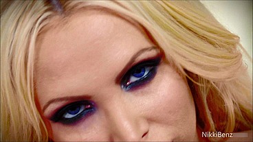 Blue-Eyes Blonde! Nikki Benz Finger Fucks Her Horny Wet Cunt!