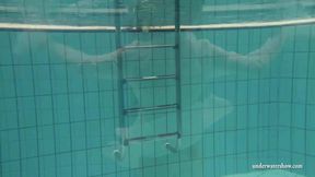 Teen Petra in bikini makes you cum