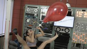 Ziva Blows Single and Double-Stuffed Q16's - Dramatically! (MP4 - 1080p)