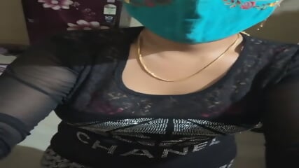 Telugu sexy girl sucking the paste like cock