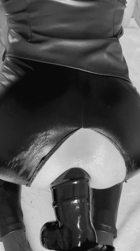 Fuck my very big asshole very nice