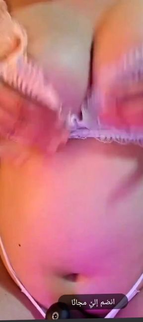 The Most Beautiful Big Arab Breasts Are Fire