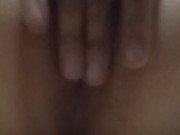 Mandy, Moviendo mi culo en lencería roja y medias