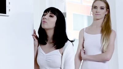 Tax refunds get daughters swapped