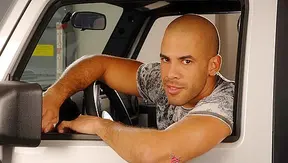 Austin Wilde Jams Out Hard, Cums All Over Dash While Driving – GayPornRide 18+