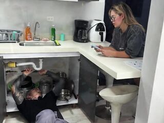 HAWT COLOMBIAN CONTACTS ME TO FIX HER PIPE AND WISHES ME TO FUCK HER - FELIPE SKULL