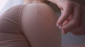 Jeans POV facesitting with cumshot countdown