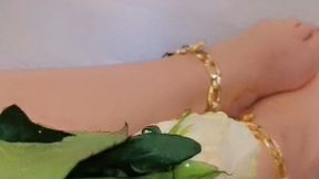 The gold lock.