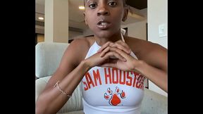 Fit Body Black College Freak Claims Relation to Sha'_Carri Richardson @BreakHerInX
