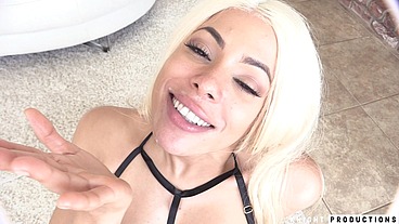 Luna Star Heavenly Blowjob POV