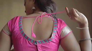 &quot_Sexy Homely House Wife Showing&quot_