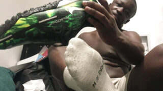 Creampie, onani, sædskud, sort, dominans – POV fodfetishvideo af fyre, stor sort pik får creampie