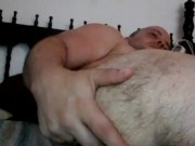 Me meto una zanahoria en el culo antes de hacerme una gran paja