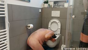 The toilet sponge mouth
