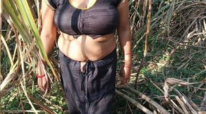 Hot Mom Fucked in Sugar Cane Field Indian Sex Video
