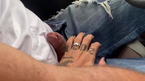 aline tavares: juntamos a fome com a vontade de comer. “o marido da minha tia ( meu tio ) chegou da praia com tesao e desviou o caminho para o motel. nao resisti e gozei gostoso c