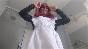 a not too nice waitress