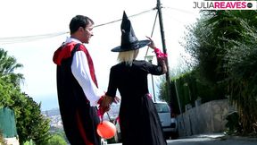 Tattooed babe sucks two huge cocks then ride them to cumshot