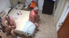 Mature Bareback on Bed