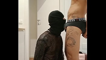 Achei esse cara na rua afim de levar pica