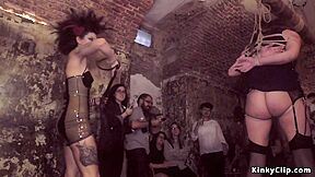 Babe Gives Blowjob At Stairs Outdoor - Camil Core