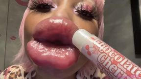 RubyDollLipz's Sniffing My Swollen Lips+Lip Balm #3
