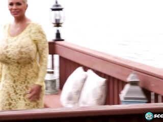 Claudia Marie: Anal Affable